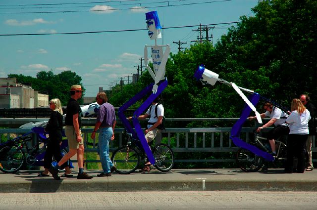 04artcar016