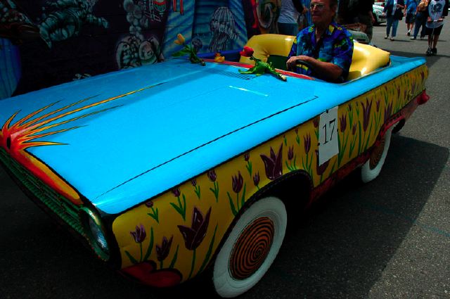 04artcar040