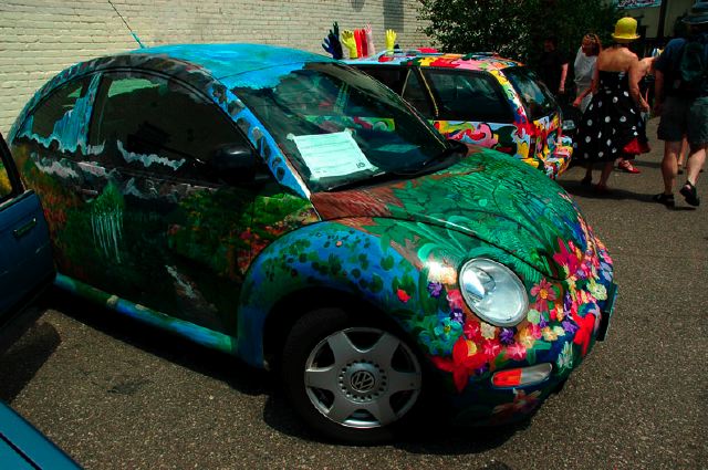 04artcar048