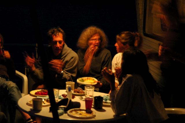 gesturer